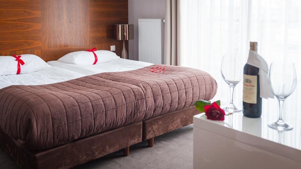 Bazuny Hotel&Spa コシチェジナ 部屋 写真