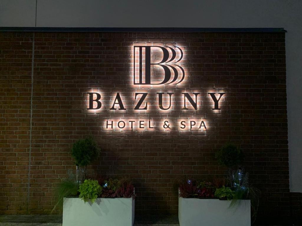 Bazuny Hotel&Spa コシチェジナ エクステリア 写真